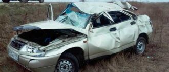 Один человек погиб и двое пострадали в результате неудачной попытки обгона на дороге под Феодосией (видео)