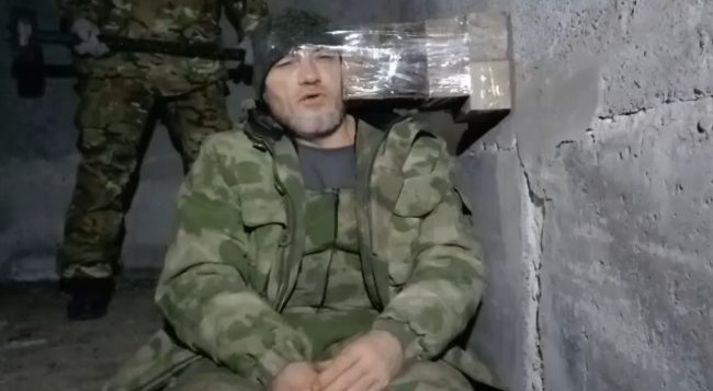 В сети появилось видео, как в ЧВК «Вагнер» кувалдой казнили уроженца Крыма