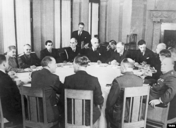 Ялтинська конференція. Крим, Лівадійський палац, 1945 рік
