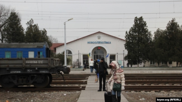 Залізничний вокзал Новоолексіївки