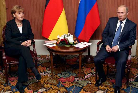 Меркель: Аннексия Крыма представляет угрозу европейскому мирному устройству