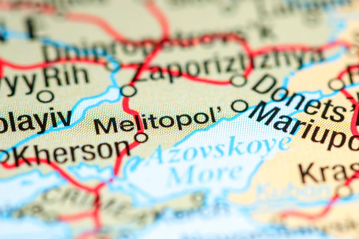 Окупанти у Мелітополі змушують лікарів отримувати російські паспорти і перенавчатися у РФ