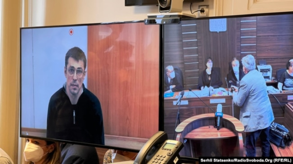 Під час слухання справи про екстрадицію Олександра Франчетті у Празі, лютий 2022 року
