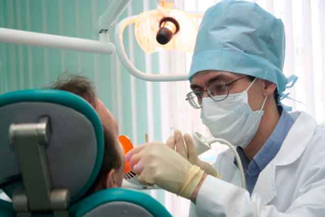 Парикмахерские и кабинеты стоматологии могут открыться в Севастополе 1 мая