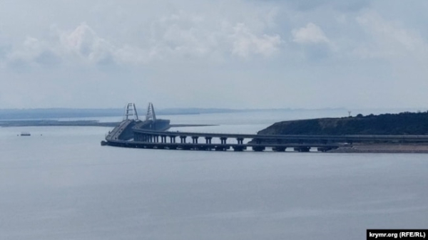 Міст через Керченську протоку, вигляд з боку Керчі, Крим, 2022 рік