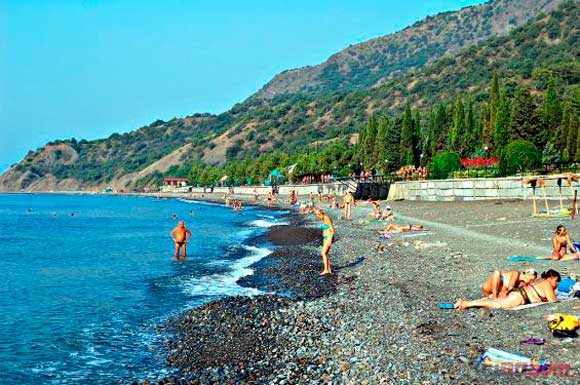 Власти Крыма признали: новый туристический сезон уже провален