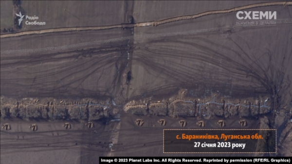 Село Бараниківка, біля міста Сватове, Луганська область, 27 січня 2023 року. Супутникові фотографії Planet Labs. Окопи армії РФ, залиті бетоном, і так звані «зуби дракона»
