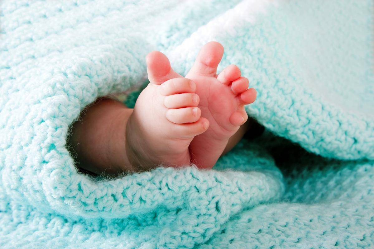 Немовля знайшли у пральній машині: в Польщі сталися фатальні пологи