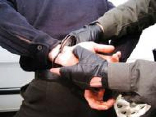 Севастопольские полицейские задержали подозреваемого в краже из магазина