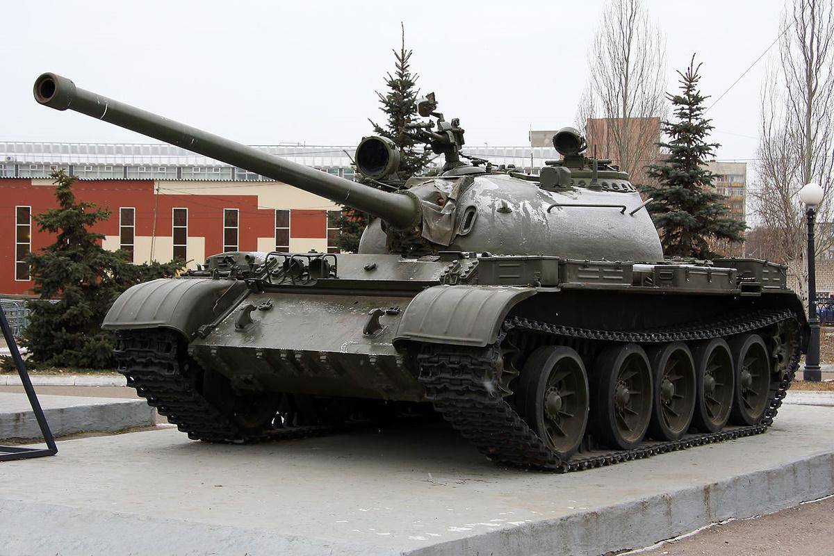 Як РФ може застосувати старовинні Т-55 на фронті: думка експертів