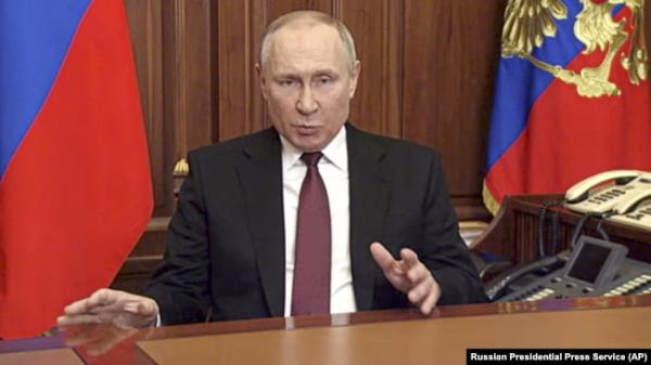 Президент Росії Володимир Путін виступає зі зверненням у зв'язку з повномасштабним вторгненням російських військ в Україну. Москва, 24 лютого 2022 року