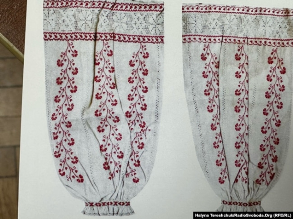 Сучасні майстрині відтворили рукави з сорочки Лесі Українки