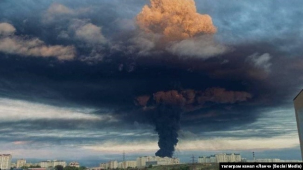 Пожежа на нафтобазі у Козачій бухті Севастополя 29 квітня 2023 року