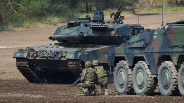 Немецкий Leopard 2 vs российский Т-90. Украина получила преимущество в танковых боях? (видео) 