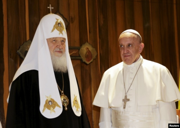 Патріарх Російської православної церкви Кирило і папа Римський Фпанциск у Гавані. Куба, 12 лютого 2016 року