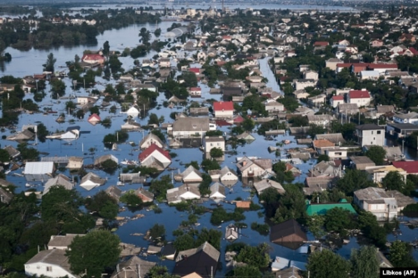 Затоплений внаслідок підриву дамби Каховського водосховища мікрорайон Херсона. 7 червня 2023 року