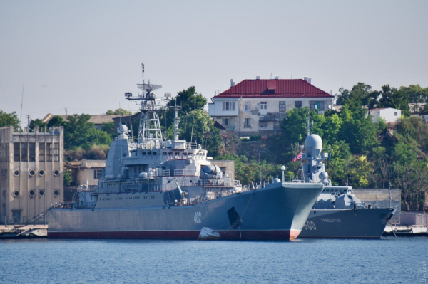 Росія незаконно утилізовує судна ВМС України, захоплені у 2014 році / Фото5