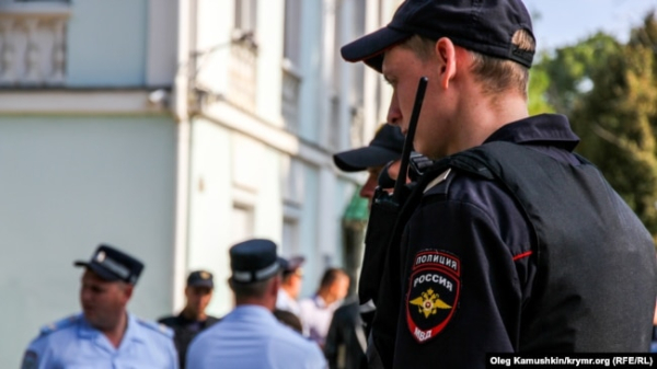Російська поліція у Сімферополі