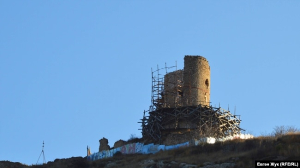 Башта фортеці Чембало в Балаклаві