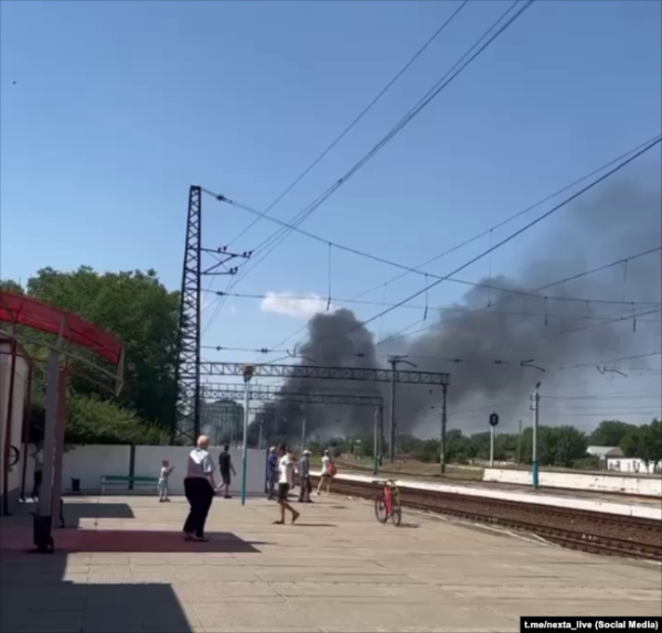 Пожежа на нафтобазі біля залізничної станції Елеваторна, Октябрське, Крим. Архівне фото