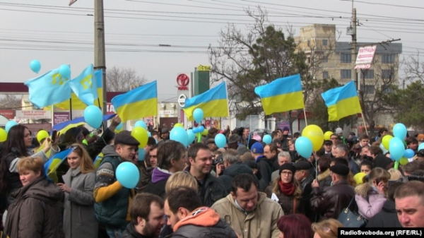 Мітинг до 200-річчя від дня народження Тараса Шевченка. Сімферополь, Крим, 9 березня 2014 року
