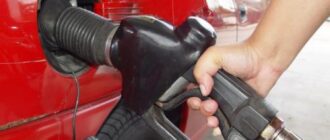 В Крыму возбудили дело в отношении 10 нефтетрейдеров из-за дорогого бензина
