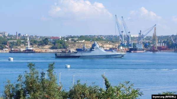Патрульний корабель проєкту 22160 типу «Василий Быков» у Севастопольській бухті, Крим. Архівне фото