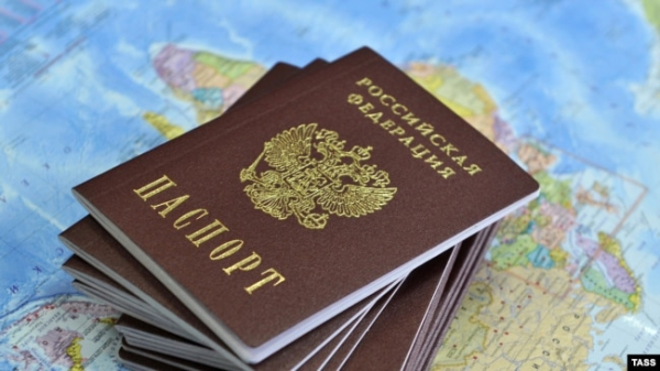 «Добровільно-примусове громадянство». Навіщо Росія спростила цю процедуру громадянам України?3