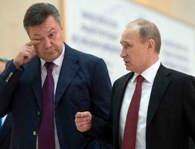 После консультаций в Кремле, Янукович попросил защиты у России