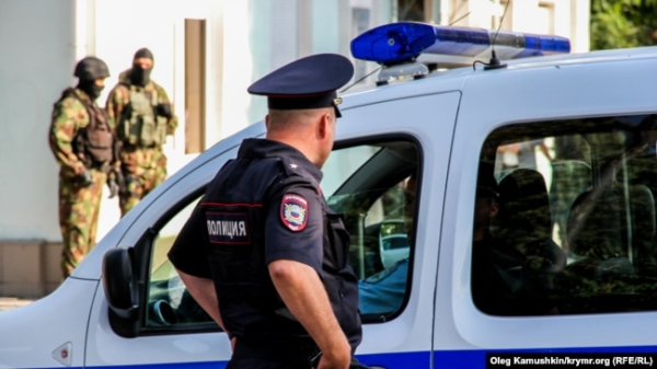 Російські поліцейські у Криму. Ілюстративне фото