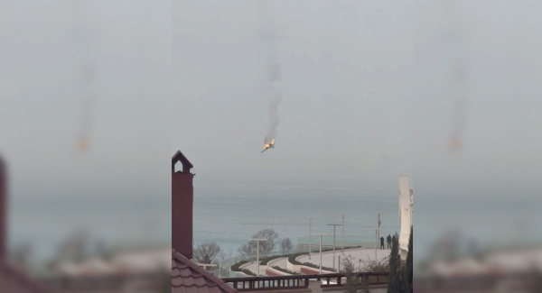 Охоплений полум'ям російський винищувач впав у Севастополі: це точно поза межами дії Patriot0