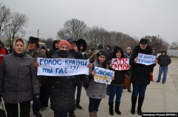 Мітинг на захист телеканалу ATR. Сімферополь, 10 березня 2014 року
