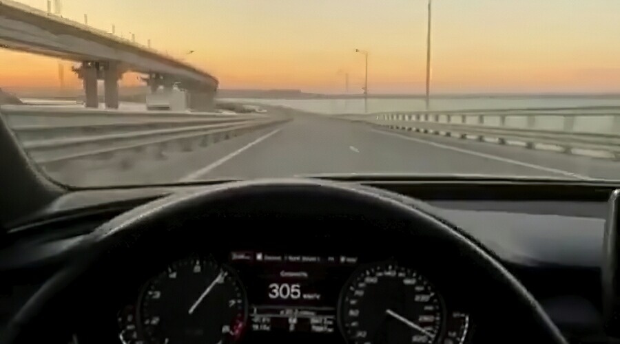 Появилось видео рекорда скорости на Керченском мосту