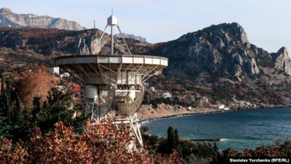 Радіотелескоп Сімеїзської астрофізичної обсерваторії в селищі Кацівелі, що на Південному узбережжі Криму