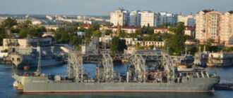 У Севастополі під удар потрапило рятувальне судно «Коммуна». Чи зможе Чорноморський флот Росії його замінити?