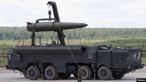 Російський ракетний комплекс «Іскандер», здатний застосовувати тактичну ядерну зброю. Архівне фото