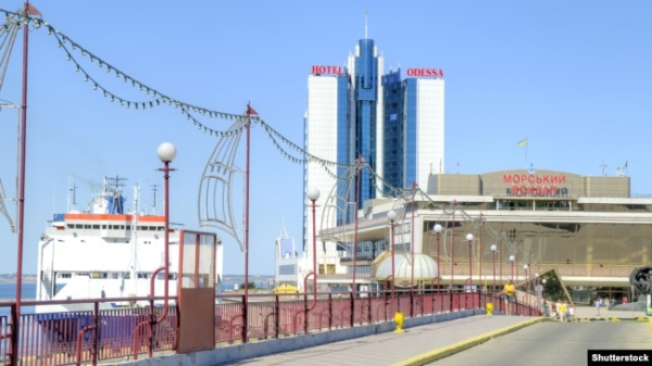 Морський вокзал в Одесі. Україна, 2011 рік