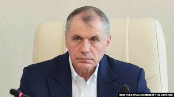 Володимир Константинов