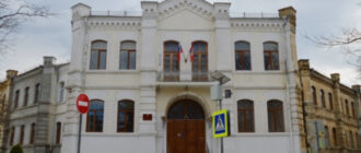 Школа війни та «домострой»: чого навчать у Криму в новому навчальному році