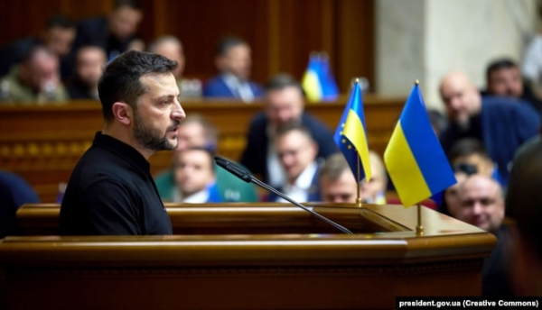 Президент України Володимир Зеленський під час презентації Плану перемоги України у Верховній Раді. Київ, 16 жовтня 2024 року