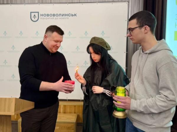 До Нововолинська привезли Вифлеємський вогонь2