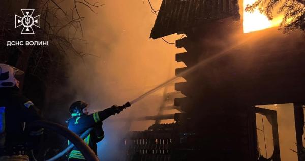 Фото з місця пожежі