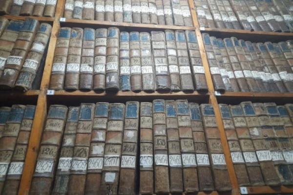 У будівлі Центрального державного історичного архіву завершують першочергові протиаварійні роботи8