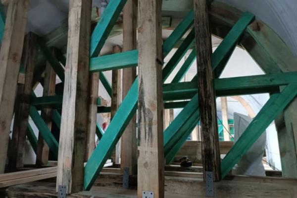 У будівлі Центрального державного історичного архіву завершують першочергові протиаварійні роботи5