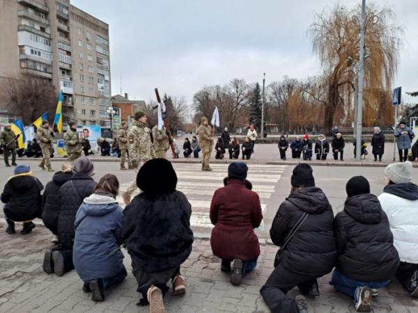 У Ковелі попрощалися з захисниками Миколою Бобром та Євгенієм Куколом8