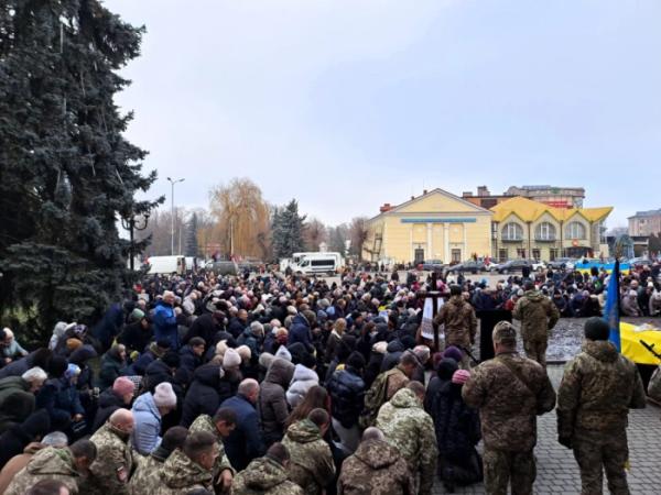 У Ковелі попрощалися з захисниками Віктором Куликом та Олександром Скоруком34