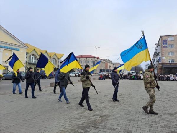 У Ковелі попрощалися з захисниками Віктором Куликом та Олександром Скоруком13