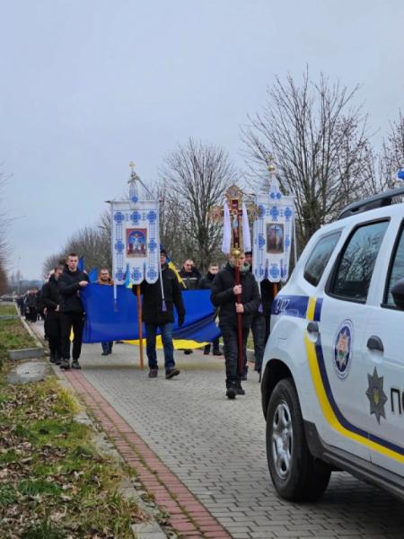 У Литовезькій громаді попрощалися із загиблим воїном Олександром Музикою1