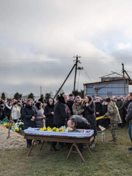 У Скулині попрощалися з захисником Іваном Оніщуком39