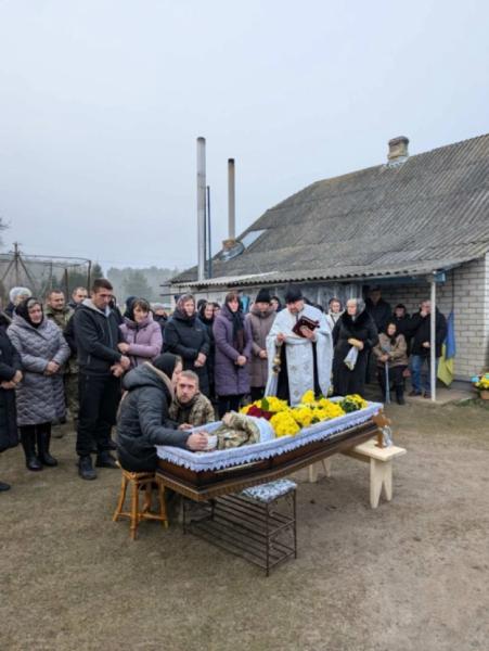 У Скулині попрощалися з захисником Іваном Оніщуком2